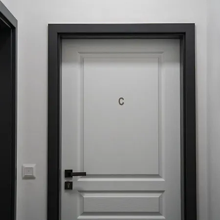 Class In Carlsbad Bulharska Street * Κάρλοβι Βάρι