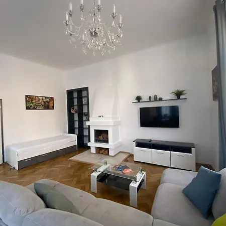 Class In Carlsbad Bulharska Street Apartment